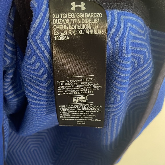 Under Armour 1/4 zip XL - Picture 6 of 6